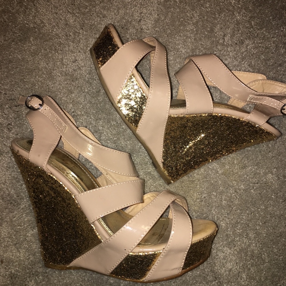 Glitter wedges